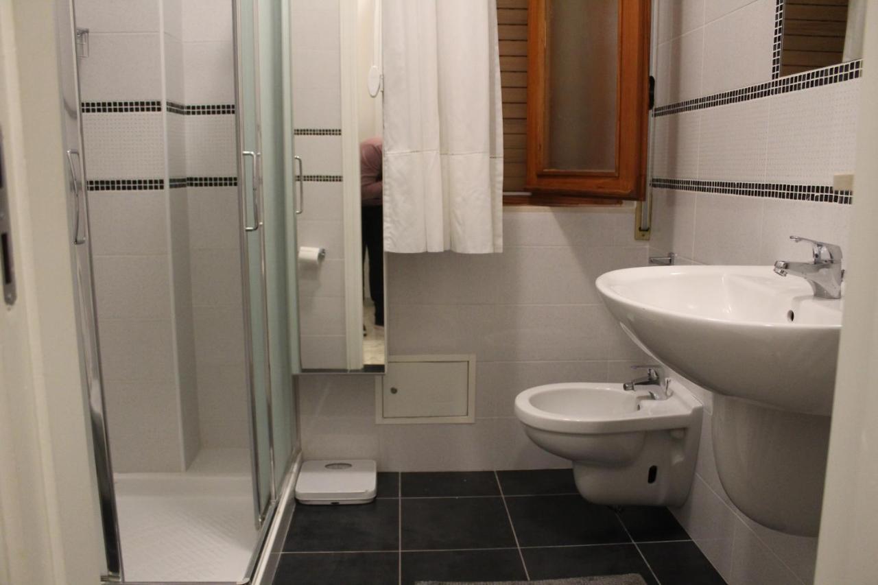 Casa 28 Lägenhet Bari Exteriör bild